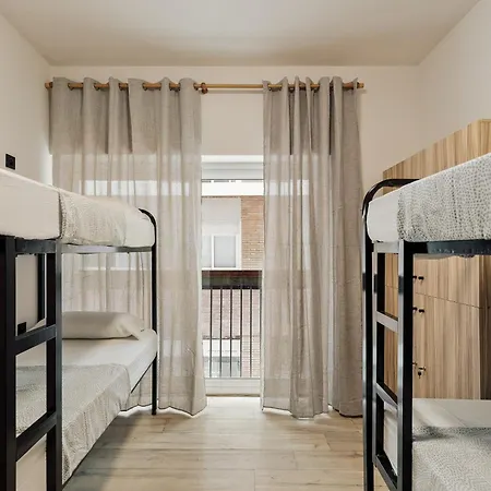 Hostel Roquerol Gracia Barcelona